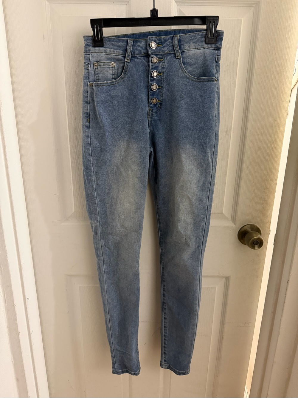 Women's Straight Leg Button-Fly Jeans in Light Blue